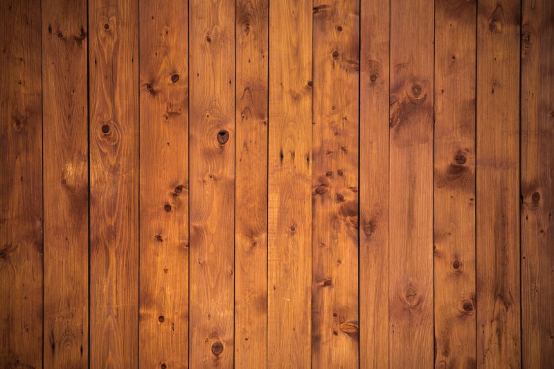 Holzwand mit natürlicher Maserung