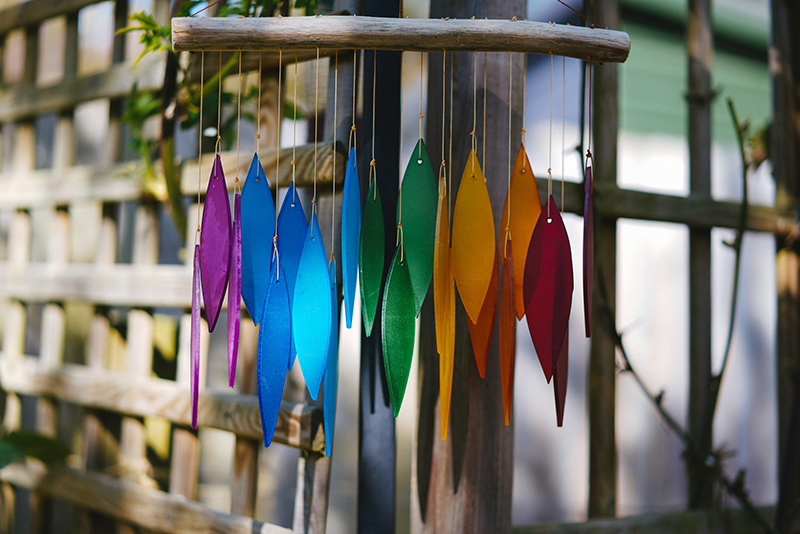 Ein buntes Glas-Windspiel Ein buntes Glas-Windspiel